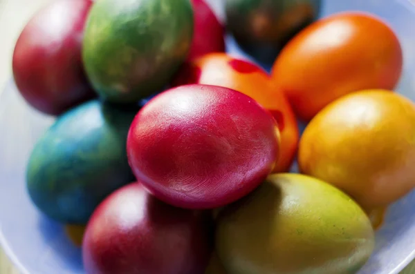 Renkli Paskalya yumurtaları