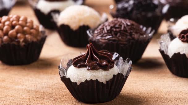 Brigadeiros Gourmet Typisch Süß Aus Brasilien — Stockvideo