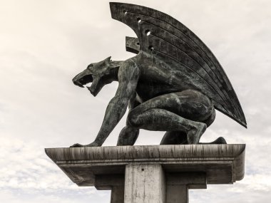 bir gargoyle heykel