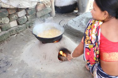 Hint el yapımı Tandır fırında pişirme