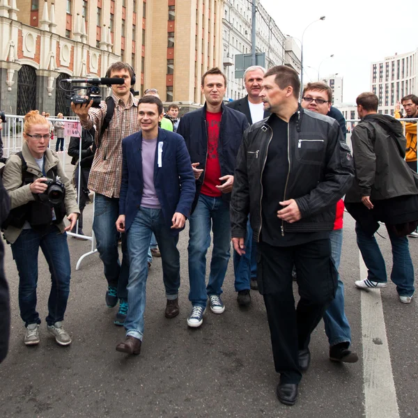 Líderes da oposição Ilya Yashin e Alexei Navalny — Fotografia de Stock