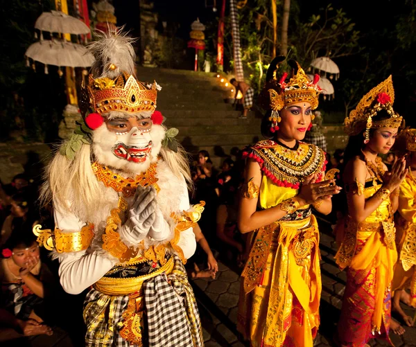 Ženy kecak oheň tanec — Stock fotografie