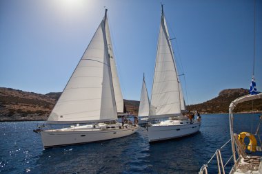 saronic körfez, yunanistan - 23 Eylül: saronic körfez, yunanistan üzerinde 23 Eylül 2012 tarihinde esnasında Yelkenli yat 