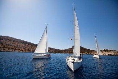 saronic körfez, yunanistan - 23 Eylül: saronic körfez, yunanistan üzerinde 23 Eylül 2012 tarihinde esnasında Yelkenli yat 