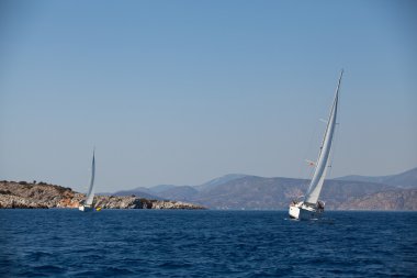 saronic körfez, yunanistan - 23 Eylül: saronic körfez, yunanistan üzerinde 23 Eylül 2012 tarihinde esnasında Yelkenli yat 