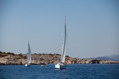 saronic körfez, yunanistan - 23 Eylül: saronic körfez, yunanistan üzerinde 23 Eylül 2012 tarihinde esnasında Yelkenli yat 