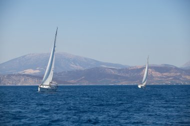 saronic körfez, yunanistan - 23 Eylül: saronic körfez, yunanistan üzerinde 23 Eylül 2012 tarihinde esnasında Yelkenli yat 
