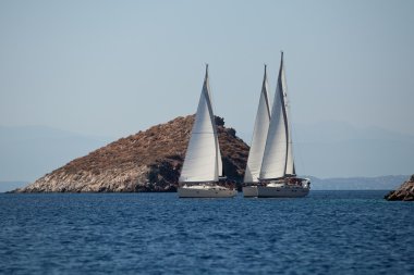 saronic körfez, yunanistan - 23 Eylül: saronic körfez, yunanistan üzerinde 23 Eylül 2012 tarihinde esnasında Yelkenli yat 
