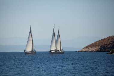 saronic körfez, yunanistan - 23 Eylül: saronic körfez, yunanistan üzerinde 23 Eylül 2012 tarihinde esnasında Yelkenli yat 