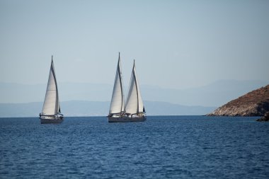 saronic körfez, yunanistan - 23 Eylül: saronic körfez, yunanistan üzerinde 23 Eylül 2012 tarihinde esnasında Yelkenli yat 