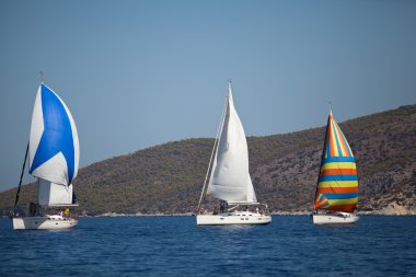 saronic körfez, yunanistan - 23 Eylül: saronic körfez, yunanistan üzerinde 23 Eylül 2012 tarihinde esnasında Yelkenli yat 