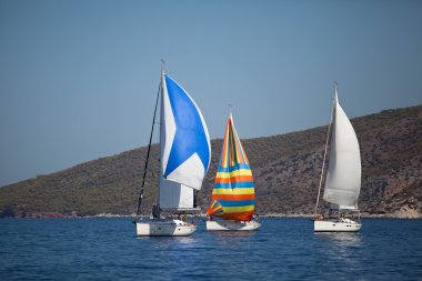 saronic körfez, yunanistan - 23 Eylül: saronic körfez, yunanistan üzerinde 23 Eylül 2012 tarihinde esnasında Yelkenli yat 