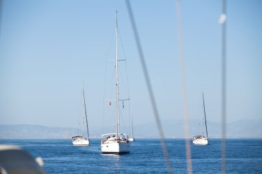 saronic körfez, yunanistan - 23 Eylül: saronic körfez, yunanistan üzerinde 23 Eylül 2012 tarihinde esnasında Yelkenli yat 