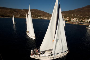 saronic körfez, yunanistan - 23 Eylül: saronic körfez, yunanistan üzerinde 23 Eylül 2012 tarihinde esnasında Yelkenli yat 