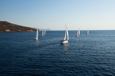 saronic körfez, yunanistan - 23 Eylül: saronic körfez, yunanistan üzerinde 23 Eylül 2012 tarihinde esnasında Yelkenli yat 