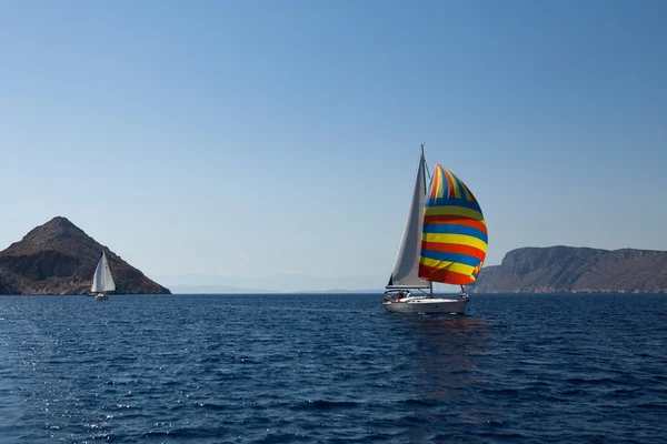 SARONIC GULF, GREECE - SEPTEMBER 23: Boats Competitors During of sailing regatta "Viva Greece 2012" on September 23, 2012 on Saronic Gulf, Greece. — Stock Photo, Image