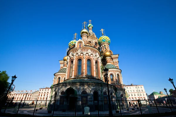 ST.PETERSBURG, RUSSIE - 21 MAI : Église du Sauveur sur le sang versé en mai 21, 2012 à Saint-Pétersbourg, Russie . — Photo