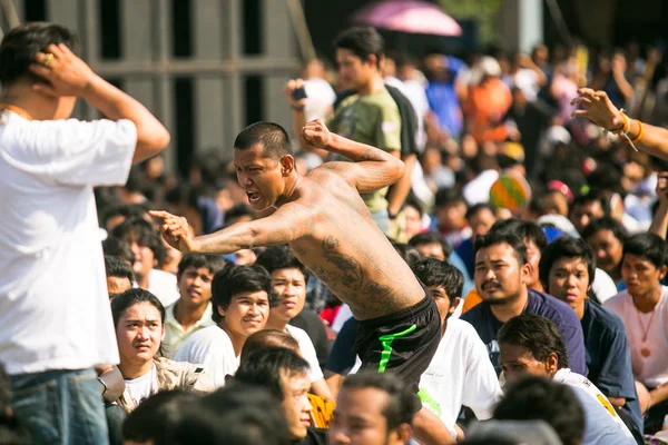 Unbekannter Teilnehmer Meisterfeier in der Lage khong khuen — Stockfoto