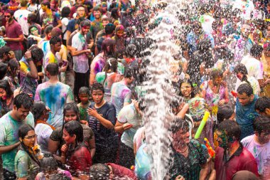 kuala lumpur, Malezya - mar 31: renkler, ünlü holi festival mar 31, kuala Lumpur, Malezya 2013. bayram, Asya'nın en büyük festivallerinden biri olan baharın gelişini işaretler.