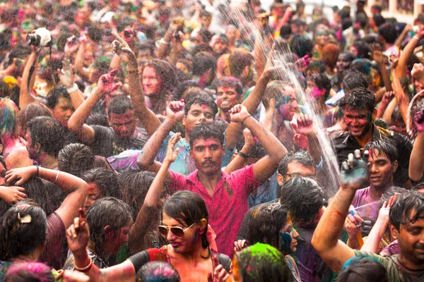 kuala lumpur, Malezya - mar 31: renkler, ünlü holi festival mar 31, kuala Lumpur, Malezya 2013. bayram, Asya'nın en büyük festivallerinden biri olan baharın gelişini işaretler.