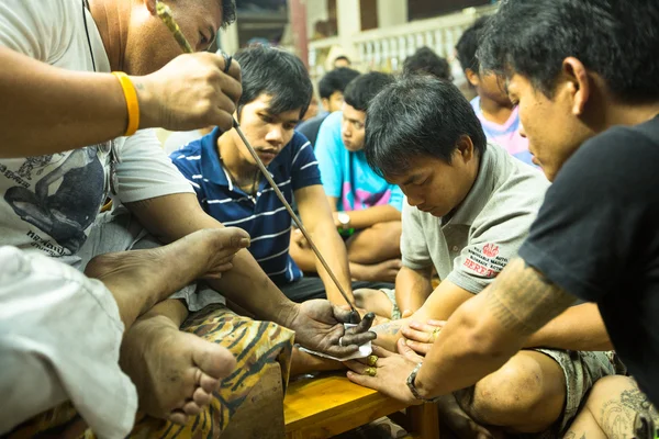 Tatouage traditionnel Yantra en Thaïlande — Photo