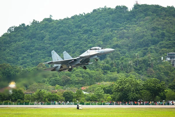 Aerobatic team performing during show — Stock Photo, Image