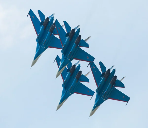 Aerobatic tem Russian Knights performing during show — Stock Photo, Image