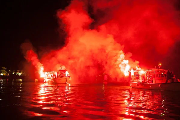 La quema ritual de Judas Iscariote en Grecia — Foto de Stock