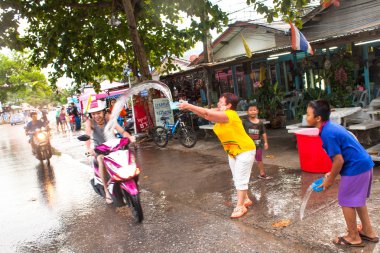 Tayland Songkran Festivali