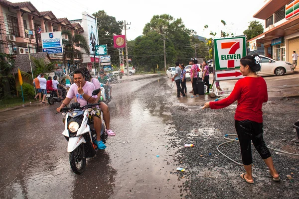 Songkran festival i thailand — Stockfoto