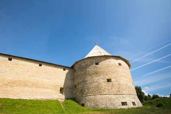Antigua fortaleza en Staraya Ladoga, Rusia —  Fotos de Stock