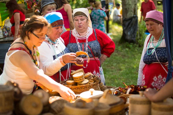 Celebrating Ivana Kupala holiday in Russia — Stock Photo, Image