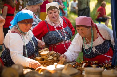 Rusya'da Ivana kupala tatil kutluyor