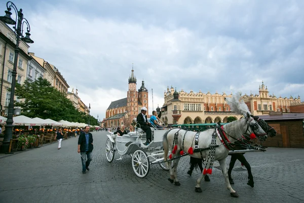 Rynek glowny - クラクフの歴史的な中心 — ストック写真