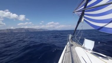 Lüks bir yaşam tarzı. Yat. Yelken. Yatçılık. Turizm. (Hd)