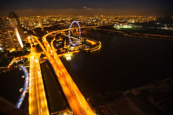 Uma vista da cidade do telhado Marina Bay Hotel — Fotografia de Stock