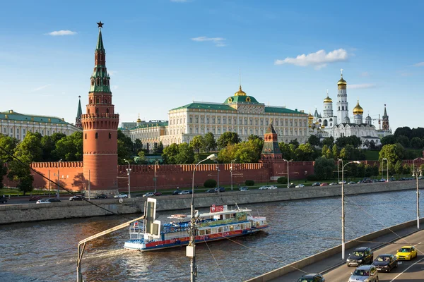 Nábřeží řeky Moskvy blízko Kremlu Stock Fotografie