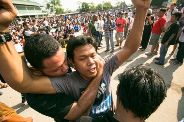 Tanımlanamayan katılımcı ana gün tören mümkün khong khuen
