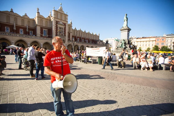 Aktivisták Krakkó népszavazás városban főtér Stock Fotó