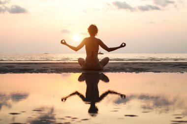 Yoga Kadını