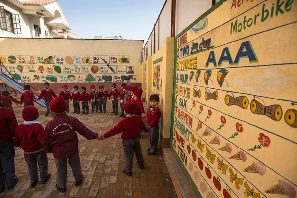 Dance lesson in primary school — Stock Photo, Image