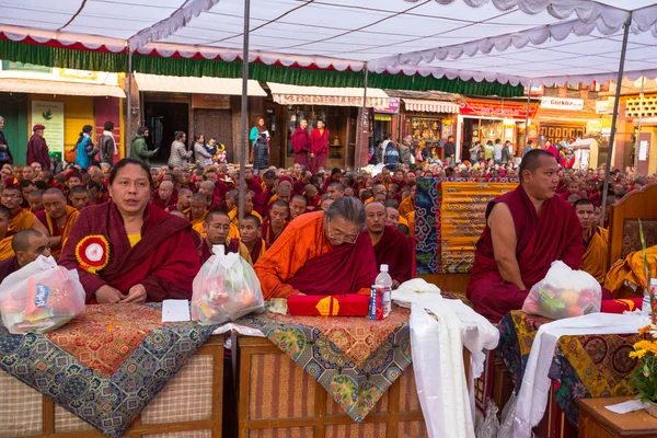 Buddhist monks — Stock Photo, Image