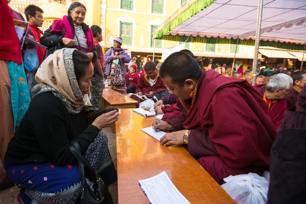 Buddhistiska munkar — Stockfoto