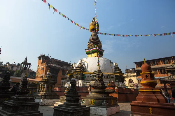 Buddyjska stupa — Zdjęcie stockowe