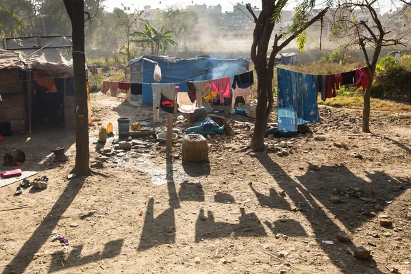 Slums in Kathmandu — Stock Photo, Image