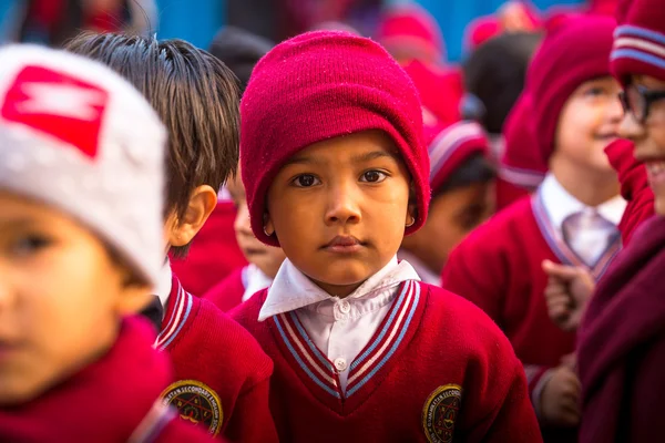 Unknown pupils during dance lesson in primary school — Stock Photo, Image