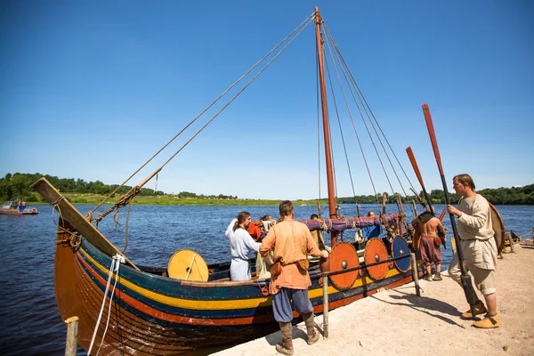 Tijdens internationale historische festival ladogafest-2013 op ladoga, Rusland. — Stockfoto