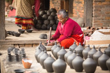 Nepal adam çömlek Atölyesi