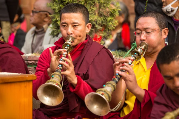 Tibetan Buddhist monks — Stock Photo, Image