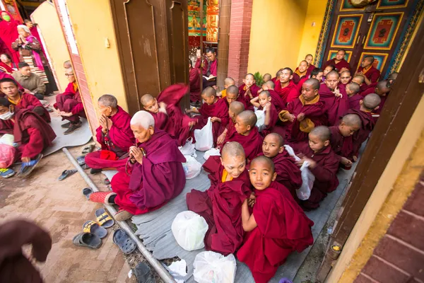 Unidentified tibetan Buddhist monks — Stock Photo, Image